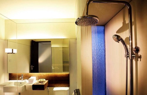Batam Apartamento | R 1152 Ajisaka’s Tirta Premier With Break Fast, Swimming Pool for children & Boat Trips