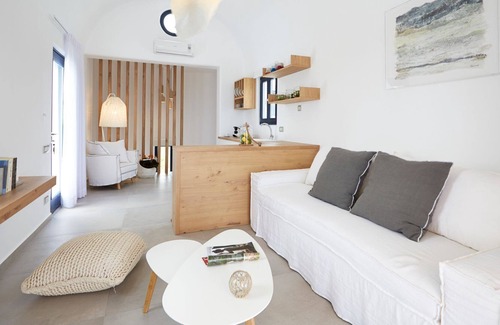 Exo Gialos Villa | R 1473 Ammos Amor Hideaway Villas