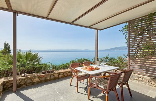 Kitries Villa | R 3038 Two Bedroom Apartment Cape Kitries