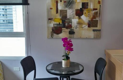 El Cangrejo Apartamento | R.4-4 Lindo estudio ejecutivo en área turística.