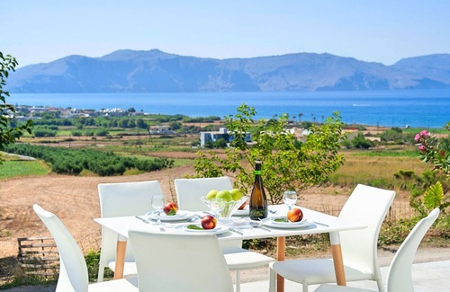 Dramia Villa | R 951 The Cretan Sunset Villa