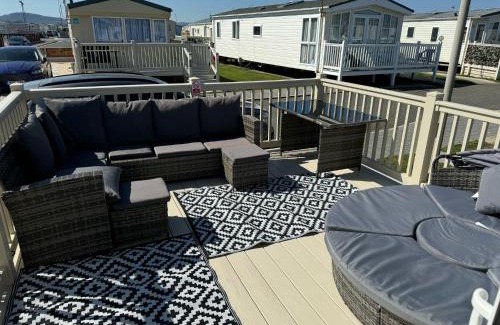 Kinmel Bay Otro | R&A Static Caravan Holidays, Towyn, North Wales