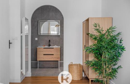 Quartier Exposition-Bajatiere Apartamento | R'Apparts T2 Simply Beautiful