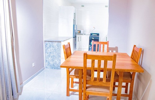Harare Apartamento | R Executive Apartments
