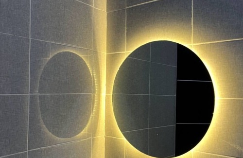 Abuja Cabina | R-Oak Hotels and Apartments