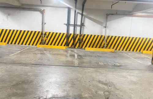 Paranaque Hotel | R&R Entire Rental Unit