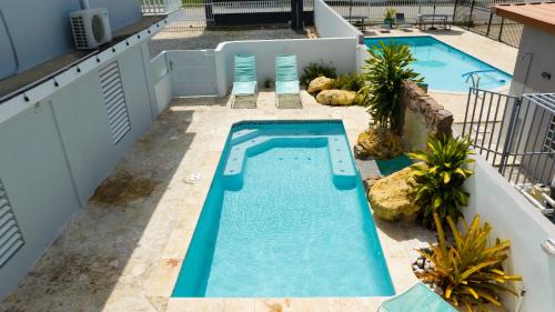El Combate Apartamento | R&V Combate Beach House 1 with Pool