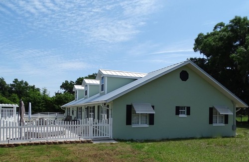 Citra Alquiler De RV | R/V spots on working horse farm $85 per night/$850 dollars per mo