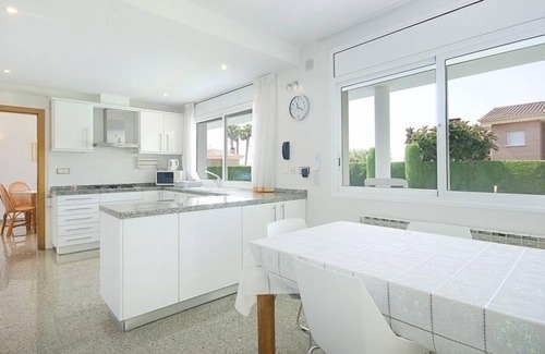 El Mas Mel Villa | R11 Villa Blanca Calafell