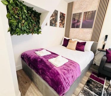 Birmingham Casa | R3 - Newly renovated luxury Private En-Suite Room in Harborne Park Road - Birmingham