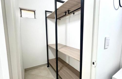 Lalinde Apartamento | R301 Apartment close to Lleras park and Provenza