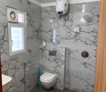 Sualkuchi Casa | Raaj-hans Guest House