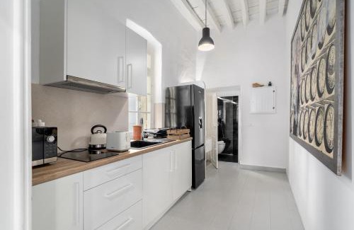 Apollonia Casa | Rabagas Suites - In The Heart of Sifnos