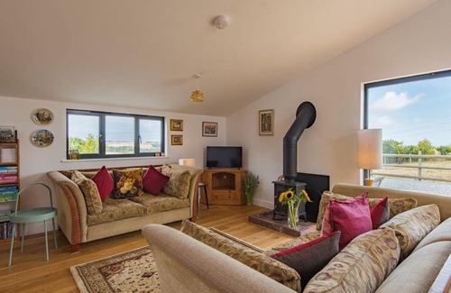 Martin Casa | Rabbit Hole by Keepers Cottages
