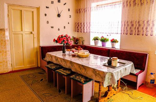 Bokonbayevo Casa | Rabiya