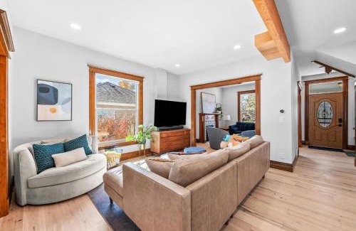 Whittier Casa | Race St - Denver