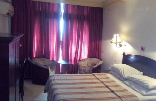 Aggrey Road Hotel | Racheal Hotel