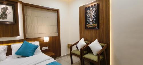 Guruvayur Hotel | Radha Madhavam Apartment's