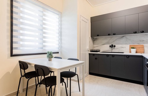 Neo Psychiko Apartamento | Radiant 2BR Apartment in Neo Psichiko
