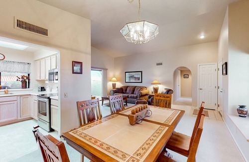 Rancho Vistoso Casa | Radiant desert stay with pool and tennis access - mountain views, dogs ok