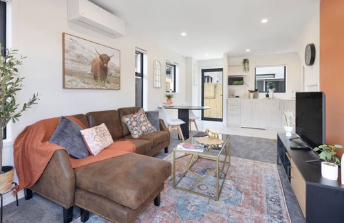 Lower Hutt Casa | Radiant Spot on Biddle Crescent