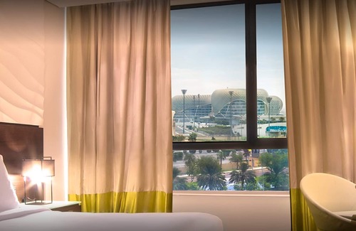 Abu Dhabi Hotel | Radisson Blu Hotel, Abu Dhabi Yas Island