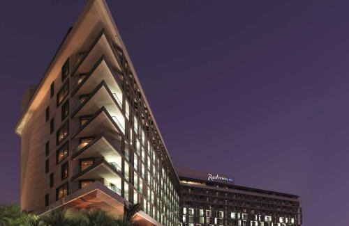 Abu Dhabi Hotel | Radisson Blu Hotel, Abu Dhabi Yas Island