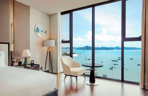 Bai Chay Hotel | Radisson Blu Hotel, Ha Long Bay