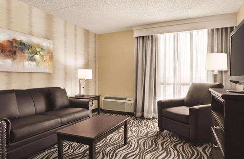 Fort Worth Hotel | Radisson Hotel Fort Worth North-Fossil Creek