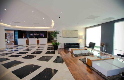 León Hotel | Radisson Poliforum Plaza Hotel Leon