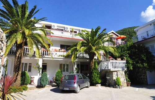 Lastva Grbaljska Casa | Radonjic Apartments