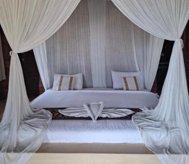 Mushroom Bay Cabina | Rady Lembongan