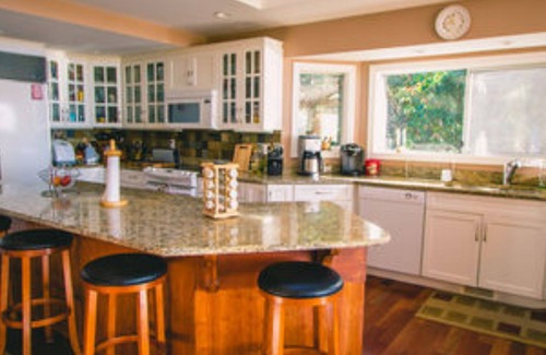 Central Saanich Cama Y Desayuno | Rae Leigh Heights BnB