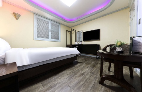 Chungju Hotel | Raemian
