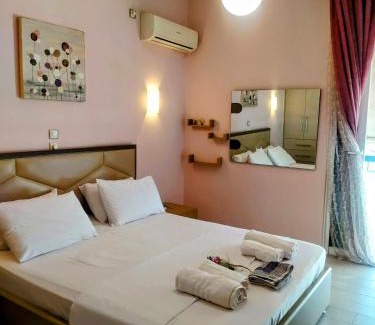 Kolokinthou Apartamento | Raffaella Athens