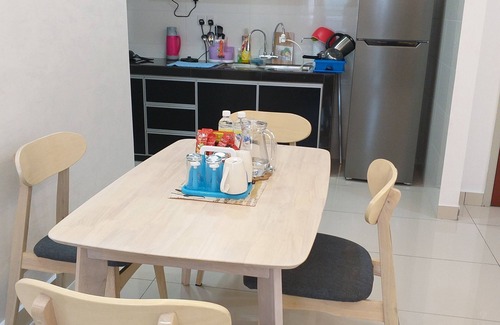 Johor Bahru Condominio | Raffles Suites Homestay