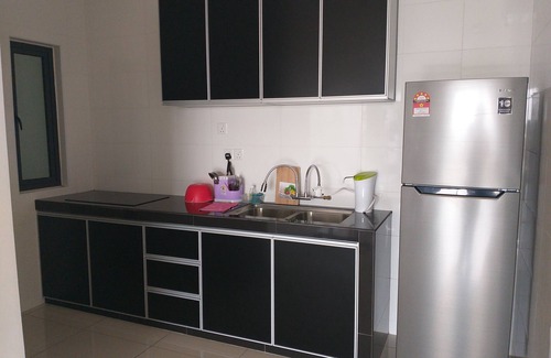 Johor Bahru Condominio | Raffles Suites Homestay