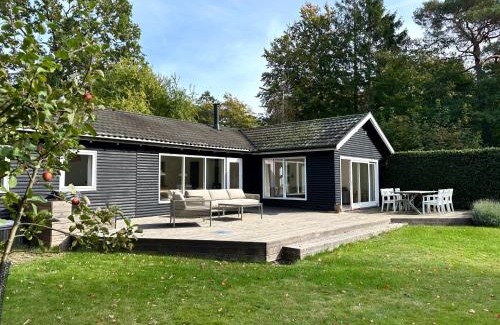 Rageleje Casa | Rageleje - Cozy, bright summerhouse near the beach and beautiful Heatherhill