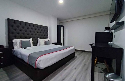 Colonia Cuauhtémoc Hotel | Ragibe 215
