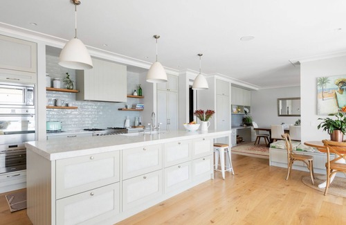 Sydney Casa | RAHITI by Palm Beach Holiday Rentals