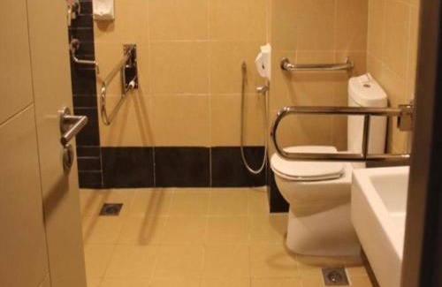 Kampung Telaga Batin Hotel | Raia Hotel & Convention Centre Terengganu