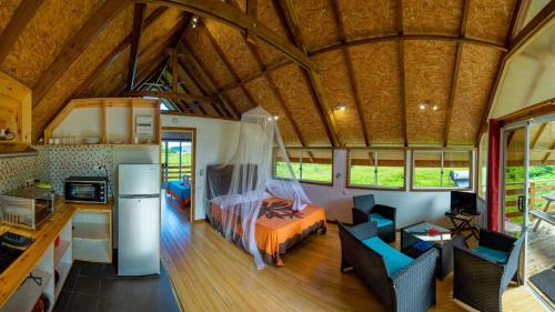 Teahupoo Casa | RAIATEA - Fare Apetahi