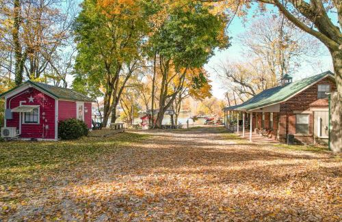 Huron Casa | Railroad Riverhouse at Whispering Walleye