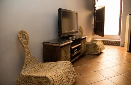 Castellote Casa | Rails del Temple