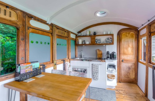 Walberton Casa | Slindon railway carriage
