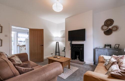 Wakefield Casa | Railway Retreat