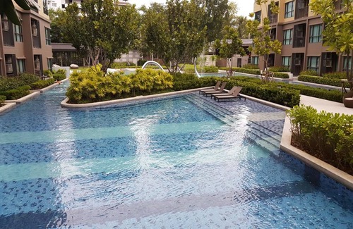 Cha-am Condominio | Rain by Lazy Sea Beach House