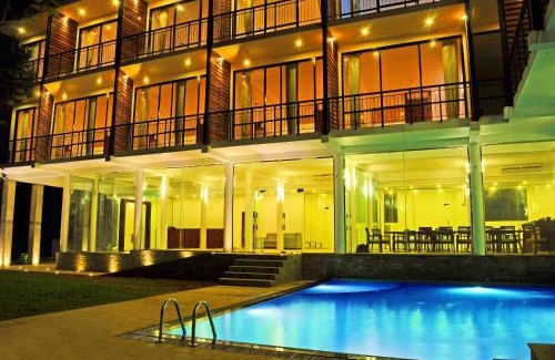 Debarawewa Hotel | Rain Tree by Oak Ray