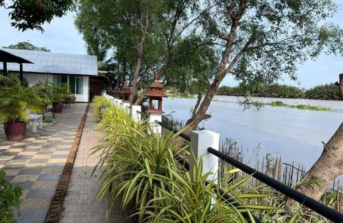 Bang Khla Casa | Rainbow Arokaya Holistic Longevity Wellness Resort - Riverfront Room 6