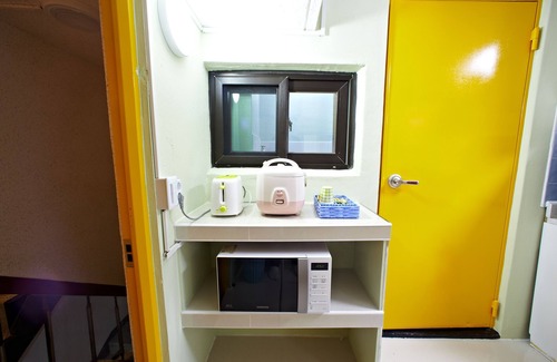 Pil-dong Hotel | Rainbow Hotel Myeongdong